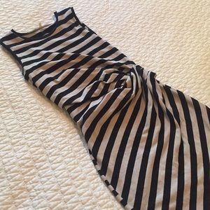 Fitted striped dress